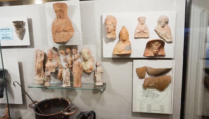 Экспонаты Керченского музея