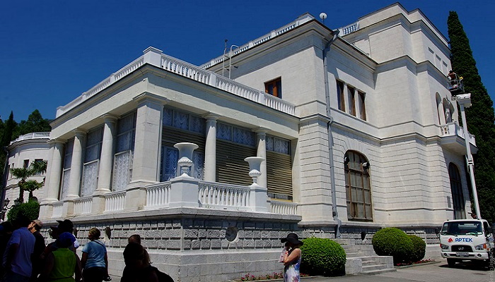 Экскурсия дворец Суук-Су в Гурзуфе