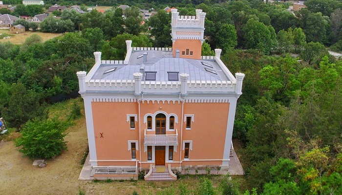 Замок Кесслера-Ферсмана в Крыму