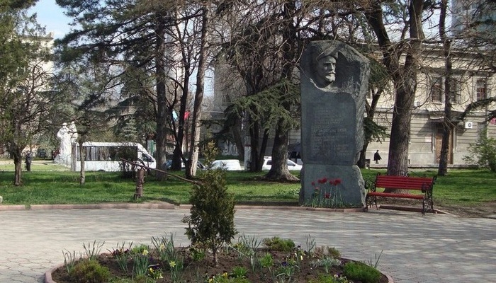 Сквер Кованых фигур 200-летия Симферополя