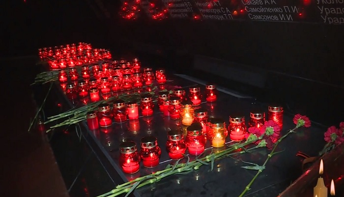 Свечи памяти мемориальный комплекс концлагерь Красный в Симферополе