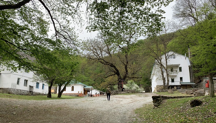 Подворье Косьмо-Дамиановского монастыря