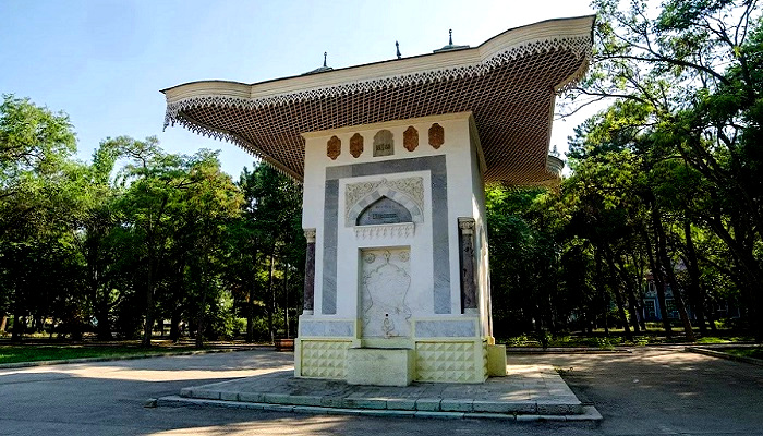 фото фонтан Айвазовского в Феодосии