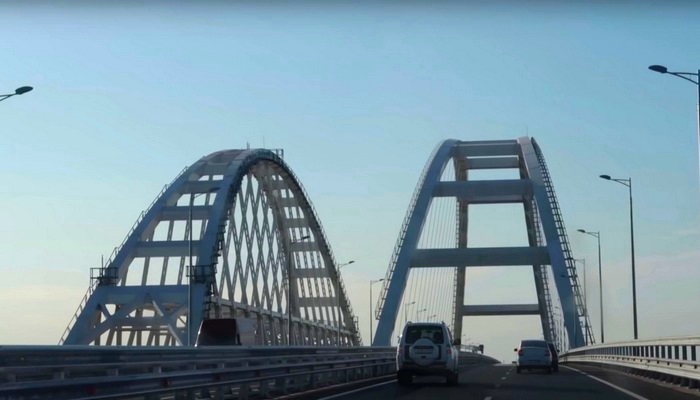фото Переправа через крымский мост стоимость