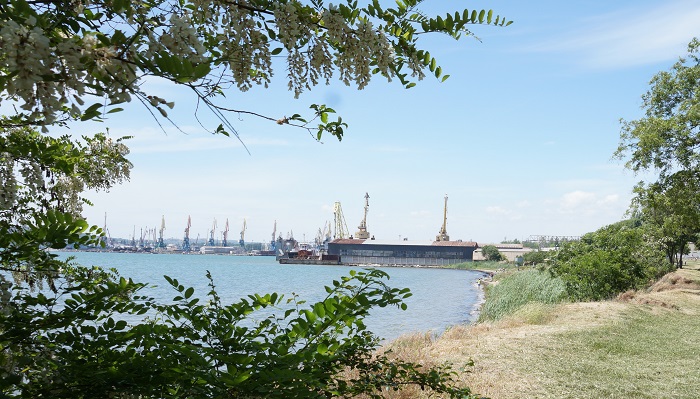 Порт в Керченской бухте