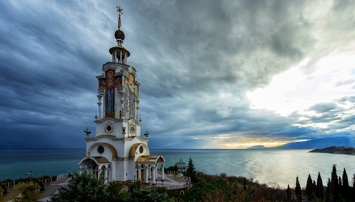 Что посмотреть в Крыму Храм-маяк Николая-чудотворца