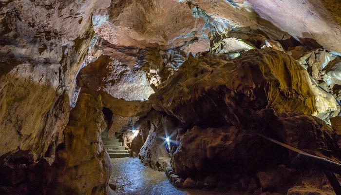 Что посмотреть в Крыму Скельская пещера