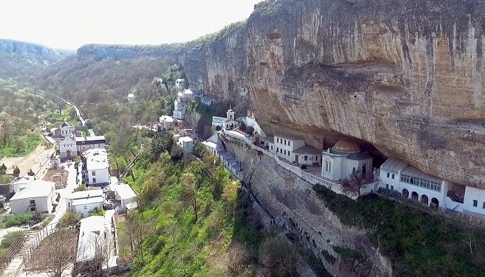 Что посмотреть в Крыму Свято-Успенский мужской монастырь