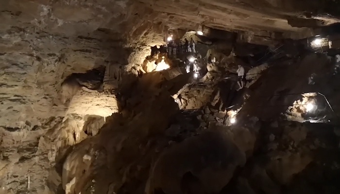 Что посмотреть в Крыму Ялтинская пещера 